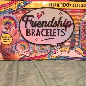 Friendship bracelet set